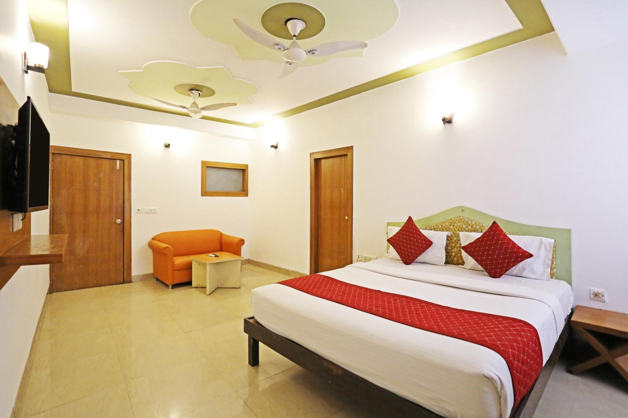 Hotel Ambrosia - A Boutique Hotel New Delhi Eksteriør bilde